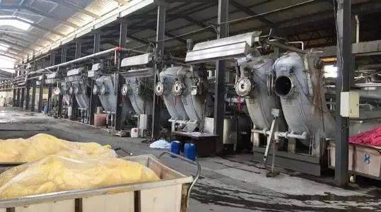 鄰鎮(zhèn)一工廠突發(fā)通知 最多只能撐一個(gè)月,所有工人自謀出路